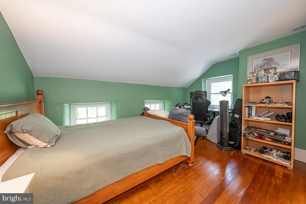 1169 RADNOR ROAD Unit:           