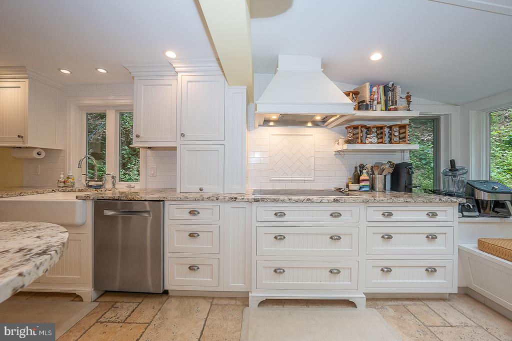 1169 RADNOR ROAD Unit:           
