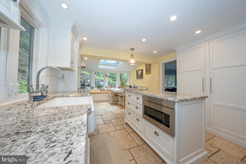 1169 RADNOR ROAD Unit:           