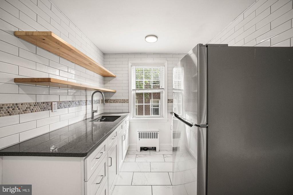5 TRENT ROAD Unit: 1