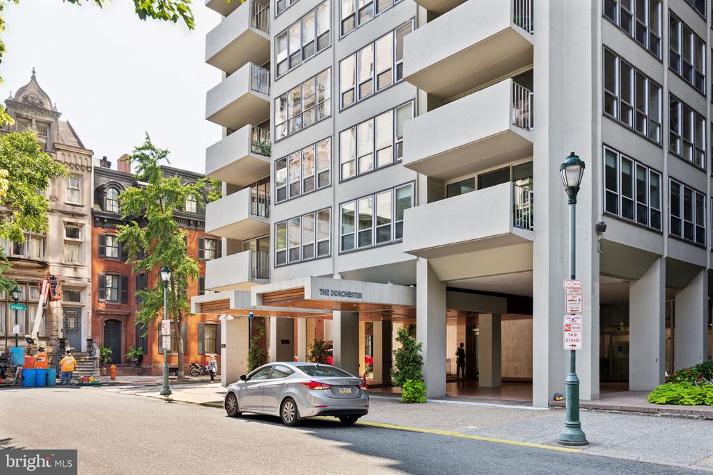 224 W RITTENHOUSE SQUARE Unit: 2013