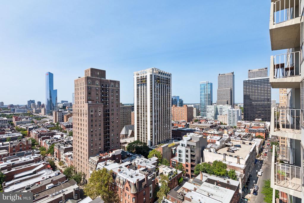 224 W RITTENHOUSE SQUARE Unit: 2013