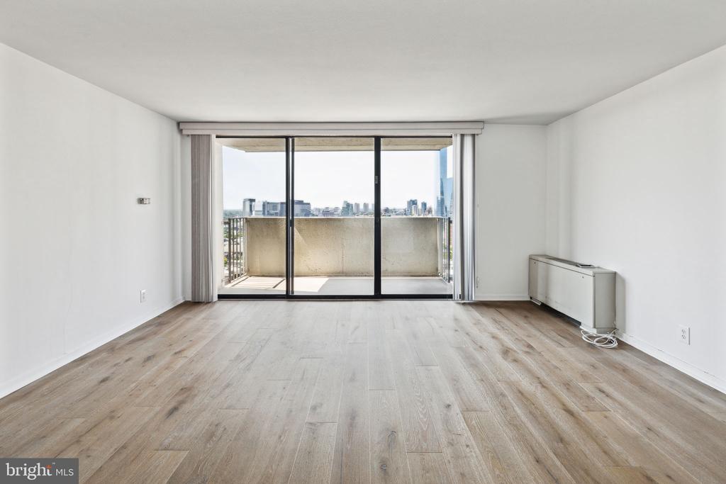 224 W RITTENHOUSE SQUARE Unit: 2013