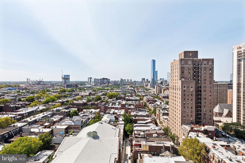 224 W RITTENHOUSE SQUARE Unit: 2013