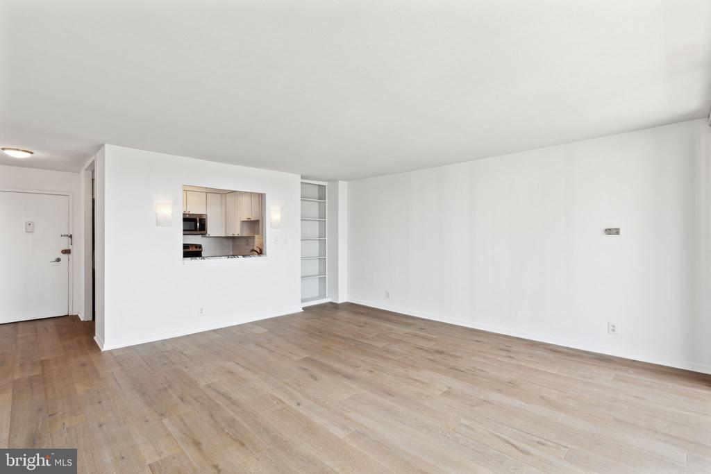 224 W RITTENHOUSE SQUARE Unit: 2013