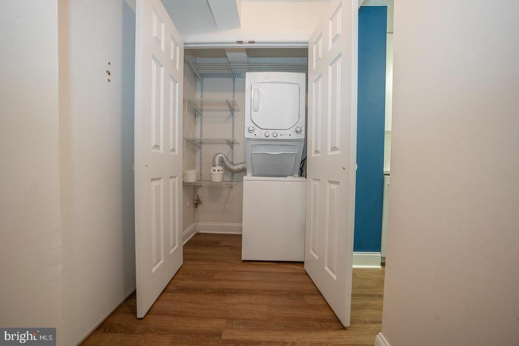 1919 CHESTNUT STREET Unit: 1405