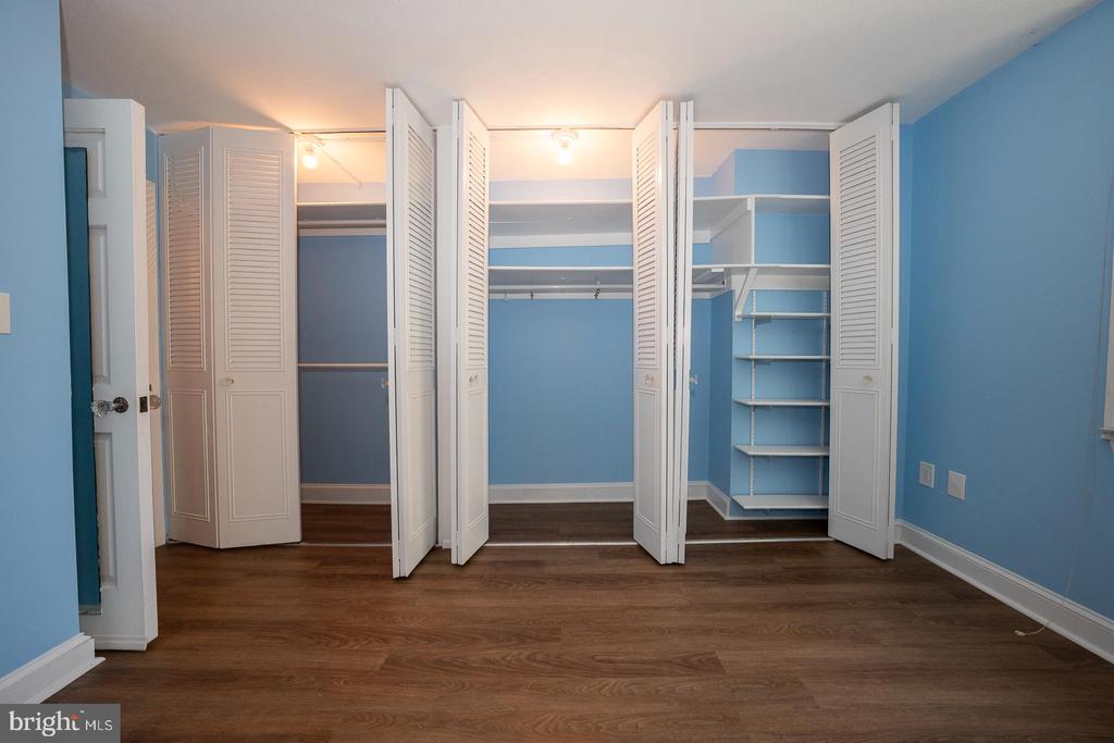 1919 CHESTNUT STREET Unit: 1405