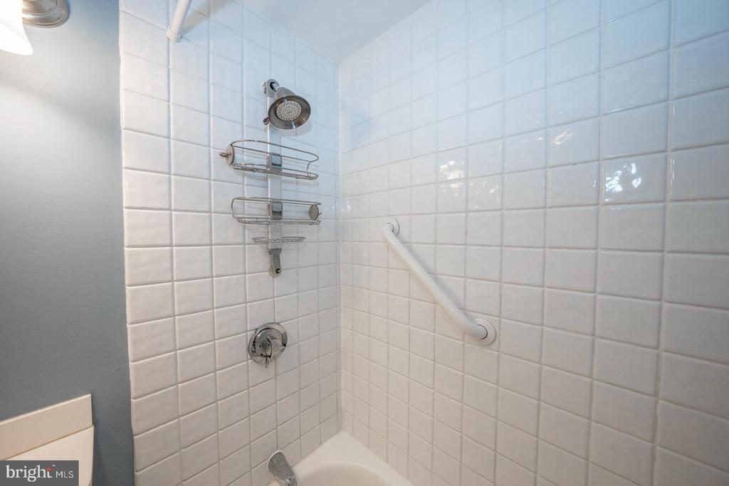1919 CHESTNUT STREET Unit: 1405