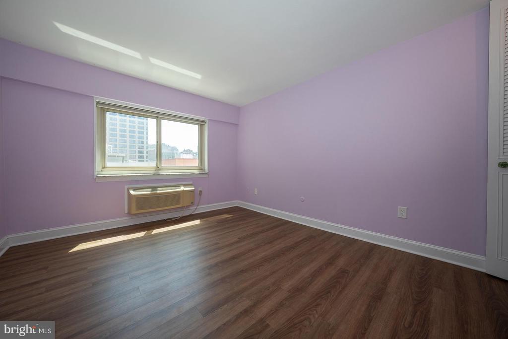 1919 CHESTNUT STREET Unit: 1405