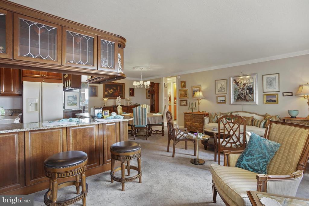 1900 JOHN F KENNEDY BOULEVARD Unit: 1709