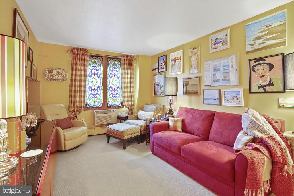 1900 JOHN F KENNEDY BOULEVARD Unit: 1709