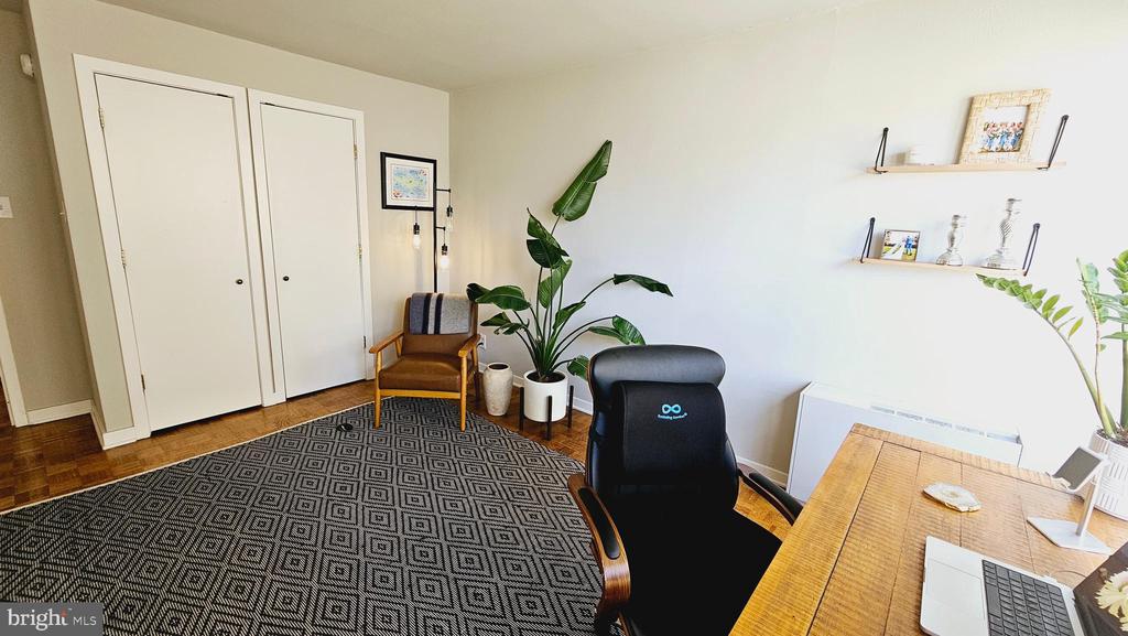 224-30 W RITTENHOUSE SQUARE Unit: 3005