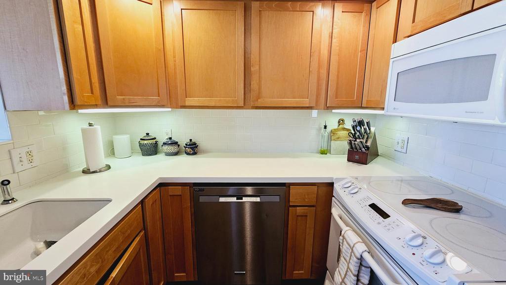 224-30 W RITTENHOUSE SQUARE Unit: 3005