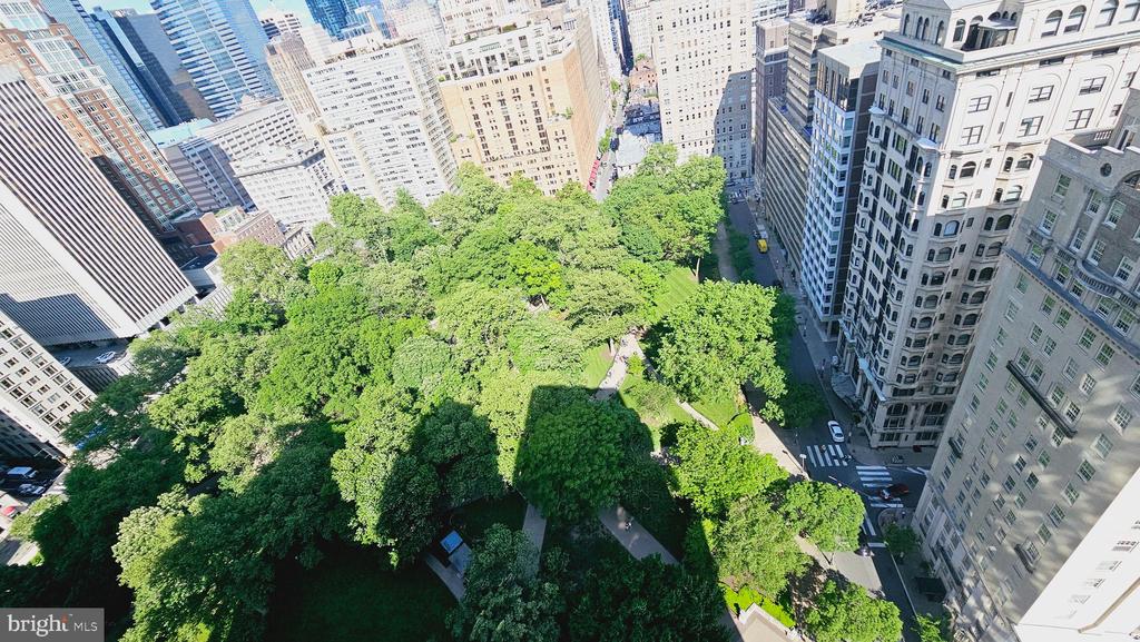224-30 W RITTENHOUSE SQUARE Unit: 3005