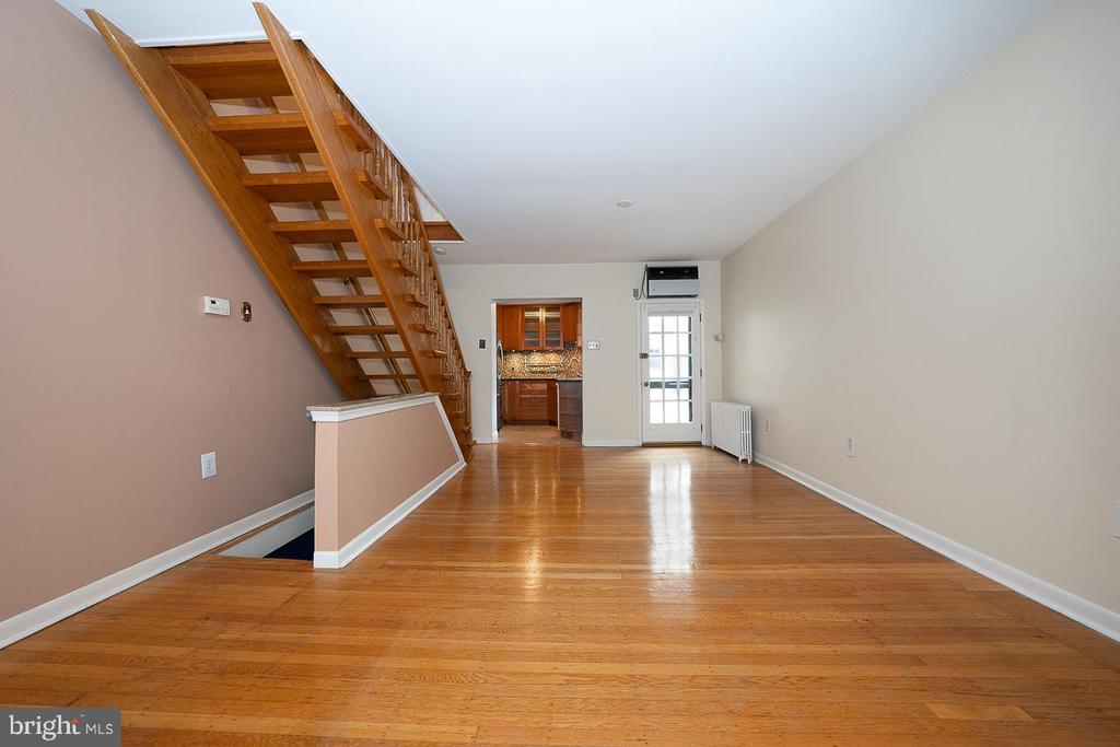 118 S VAN PELT STREET