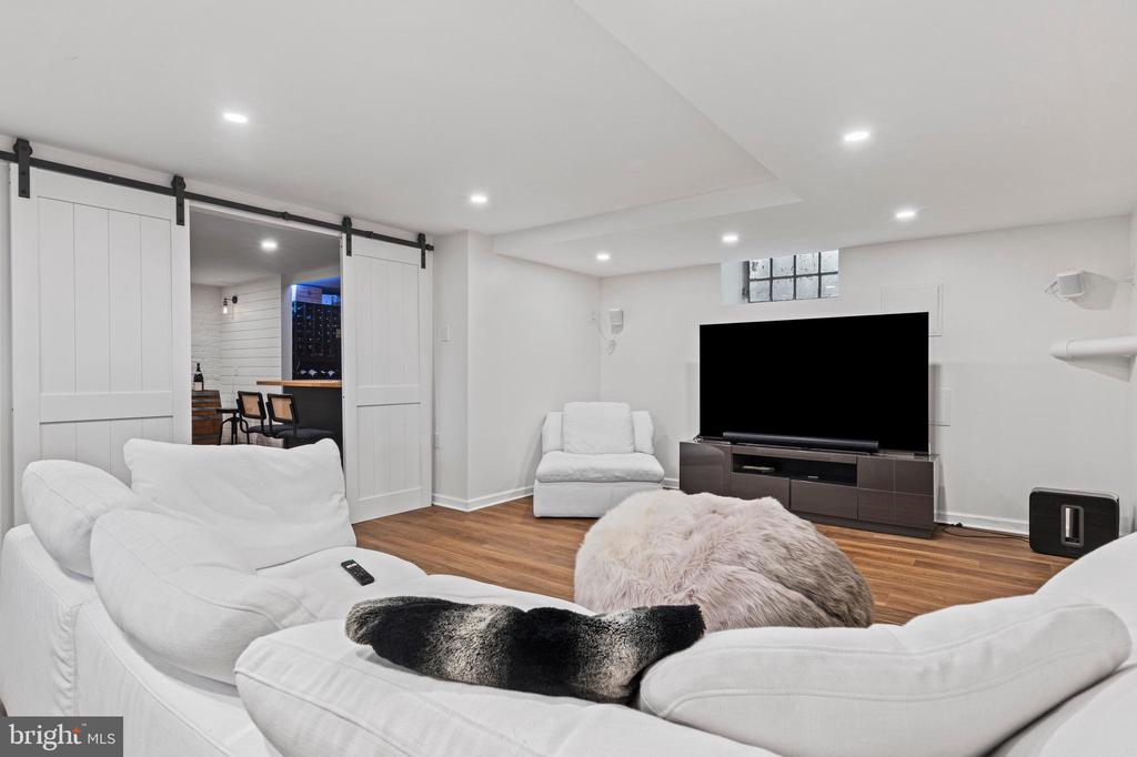 117 CARPENTER LANE