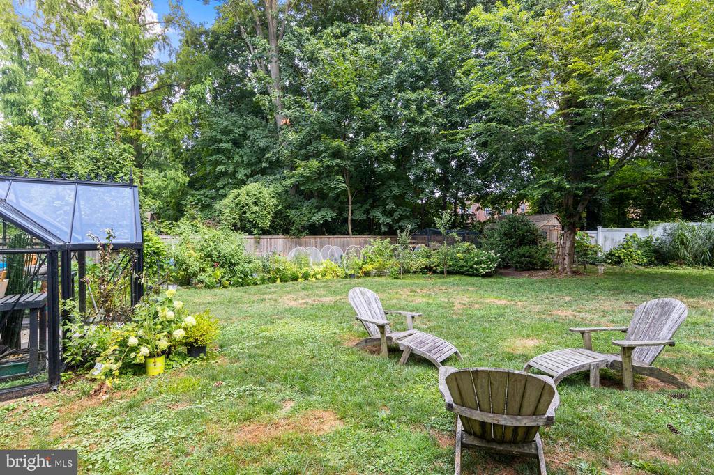 117 CARPENTER LANE