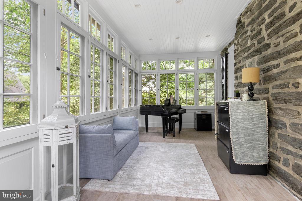 117 CARPENTER LANE