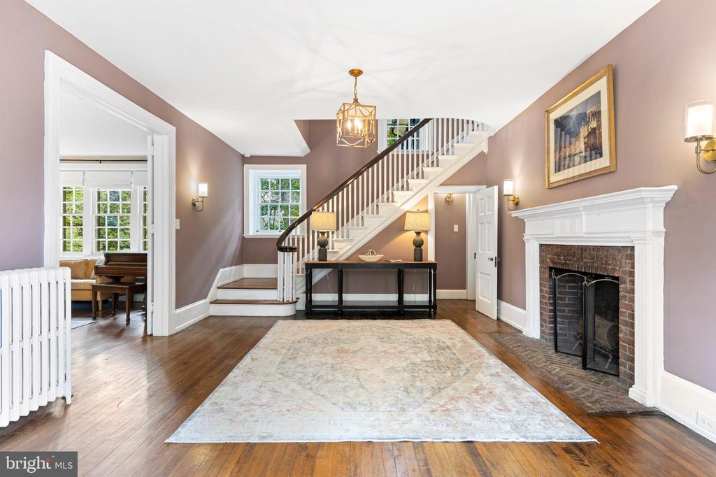 117 CARPENTER LANE