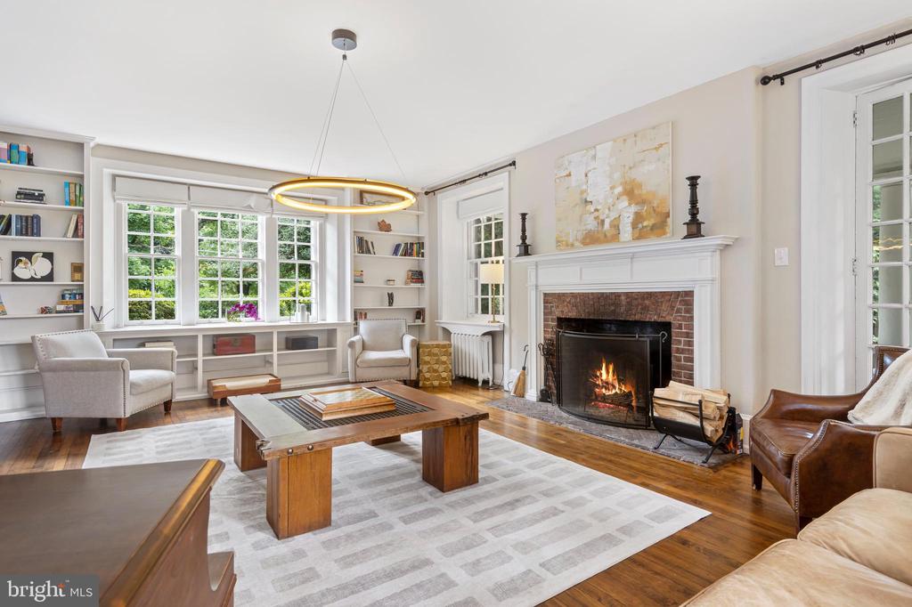 117 CARPENTER LANE
