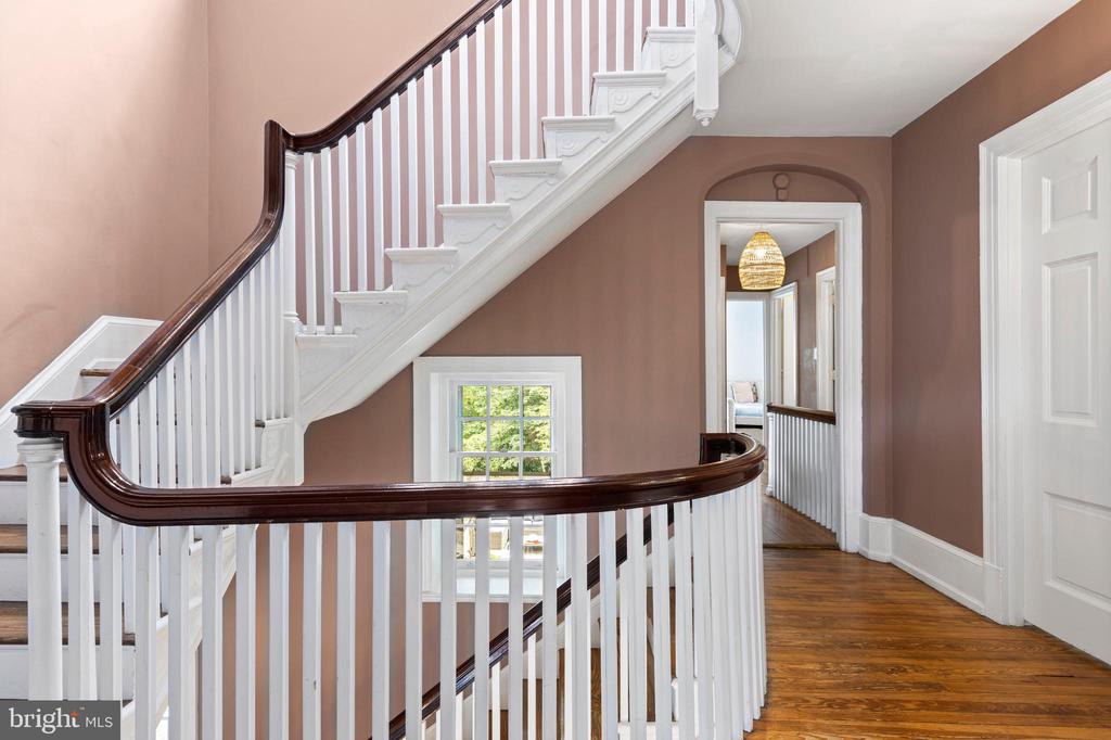 117 CARPENTER LANE