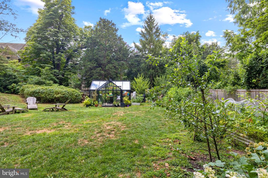117 CARPENTER LANE