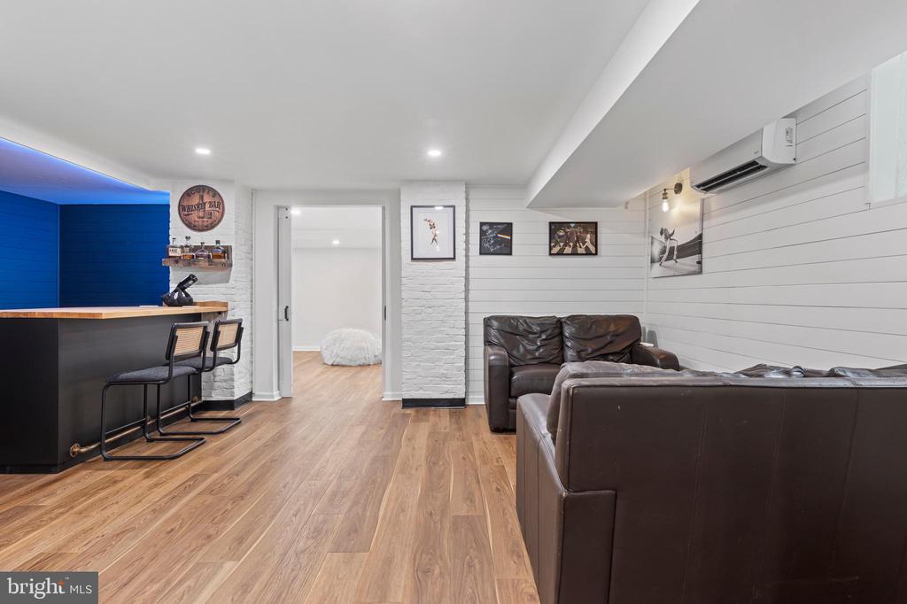 117 CARPENTER LANE