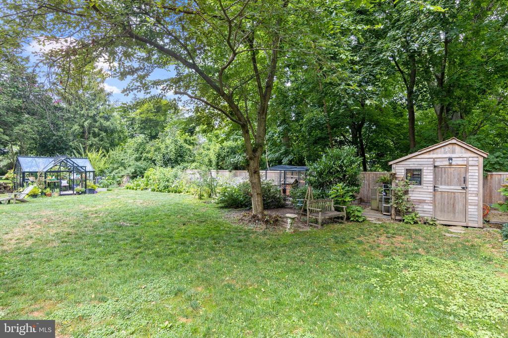 117 CARPENTER LANE
