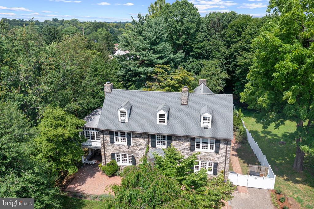 117 CARPENTER LANE