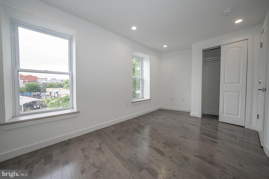 1515 N 4TH STREET