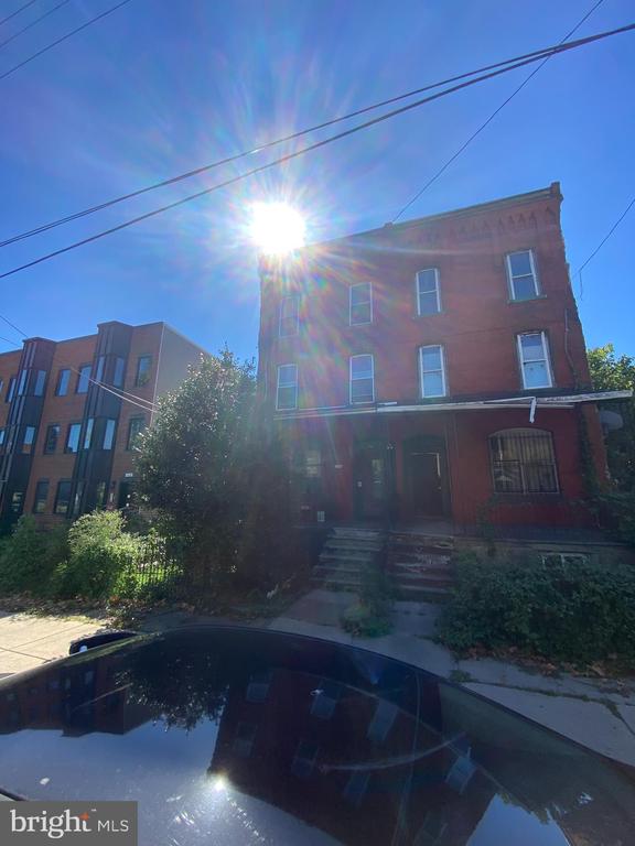1808 W TIOGA STREET