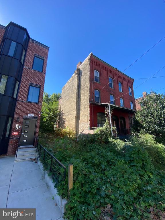 1808 W TIOGA STREET