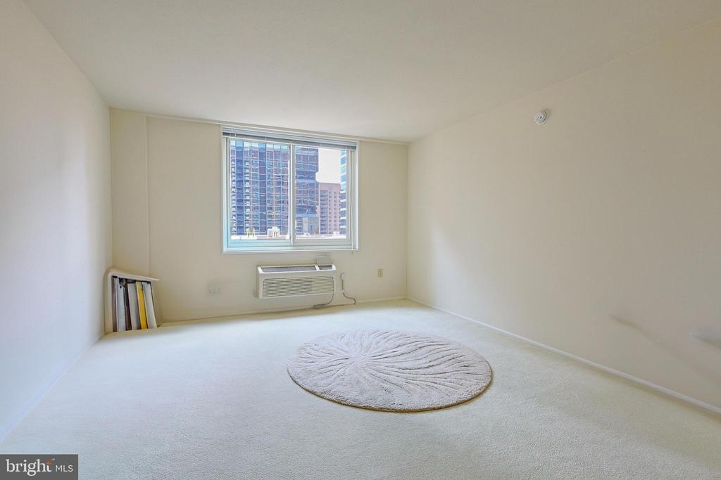 1901 JOHN F KENNEDY BOULEVARD Unit: 1907/08