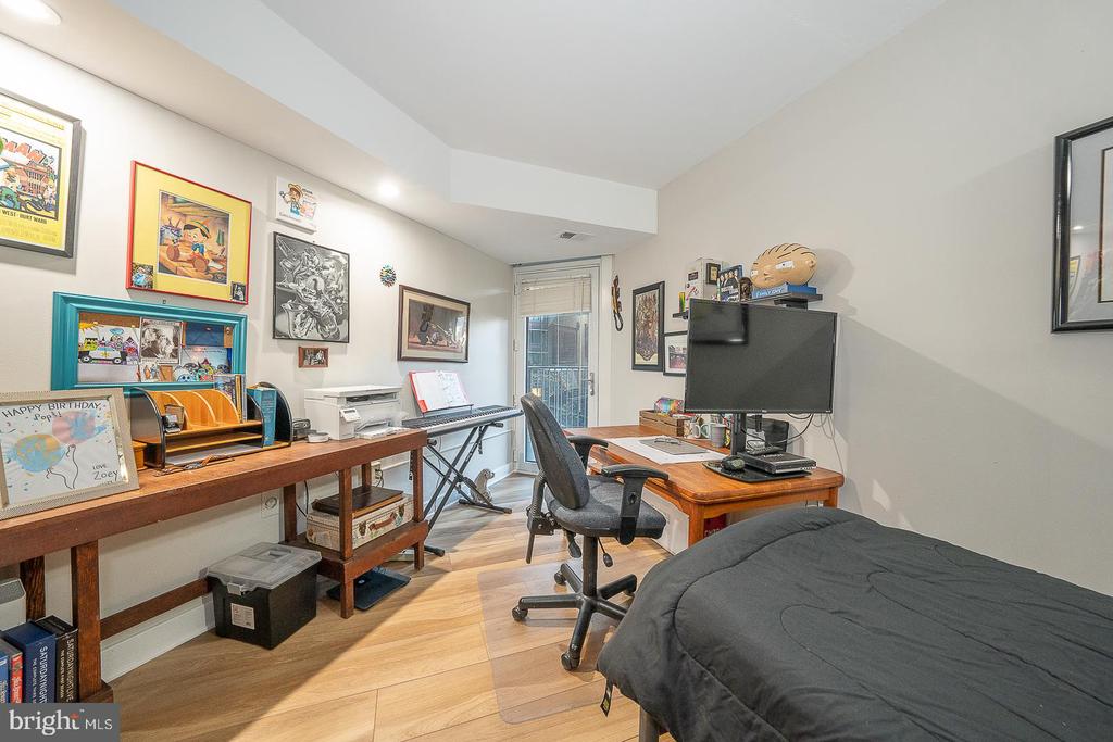 1420 LOCUST STREET Unit: 6N