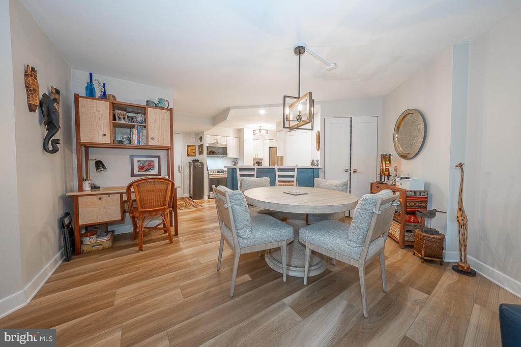 1420 LOCUST STREET Unit: 6N
