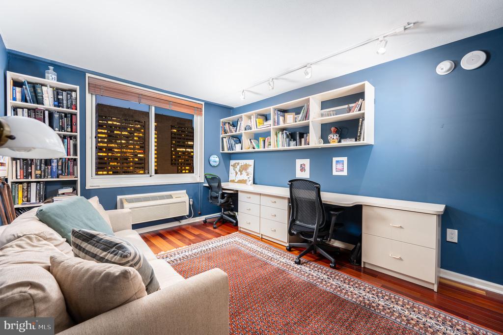 1901 JOHN F KENNEDY BOULEVARD Unit: 2505-06