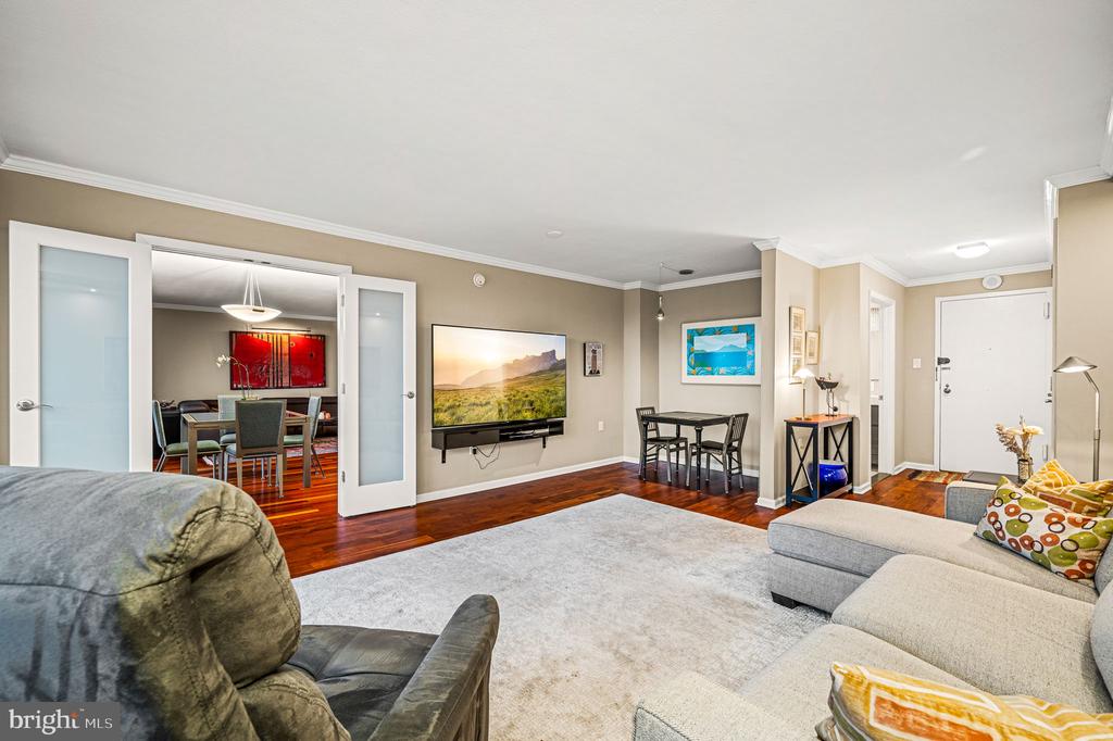 1901 JOHN F KENNEDY BOULEVARD Unit: 2505-06