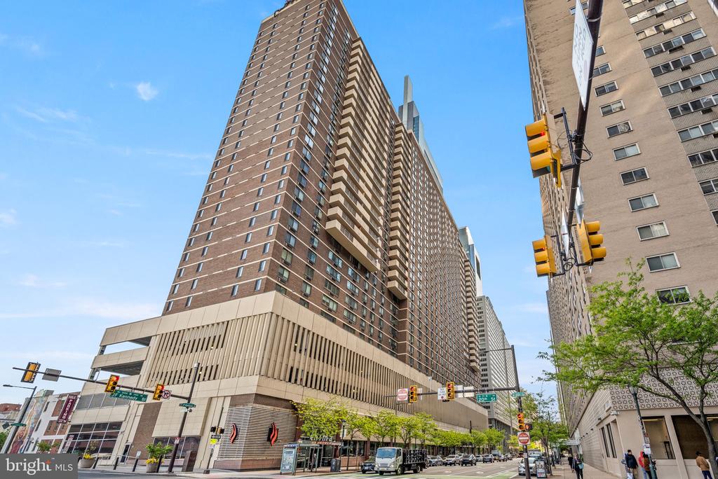 1901 JOHN F KENNEDY BOULEVARD Unit: 2505-06