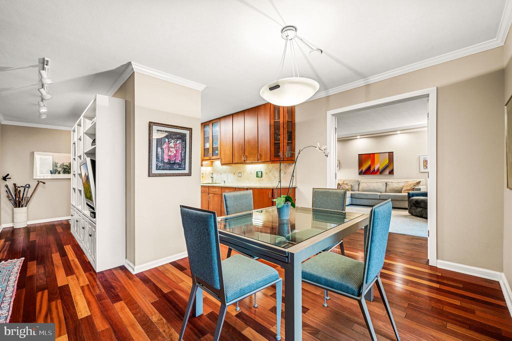 1901 JOHN F KENNEDY BOULEVARD Unit: 2505-06