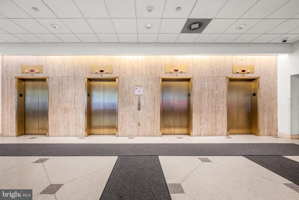 1901 JOHN F KENNEDY BOULEVARD Unit: 2505-06
