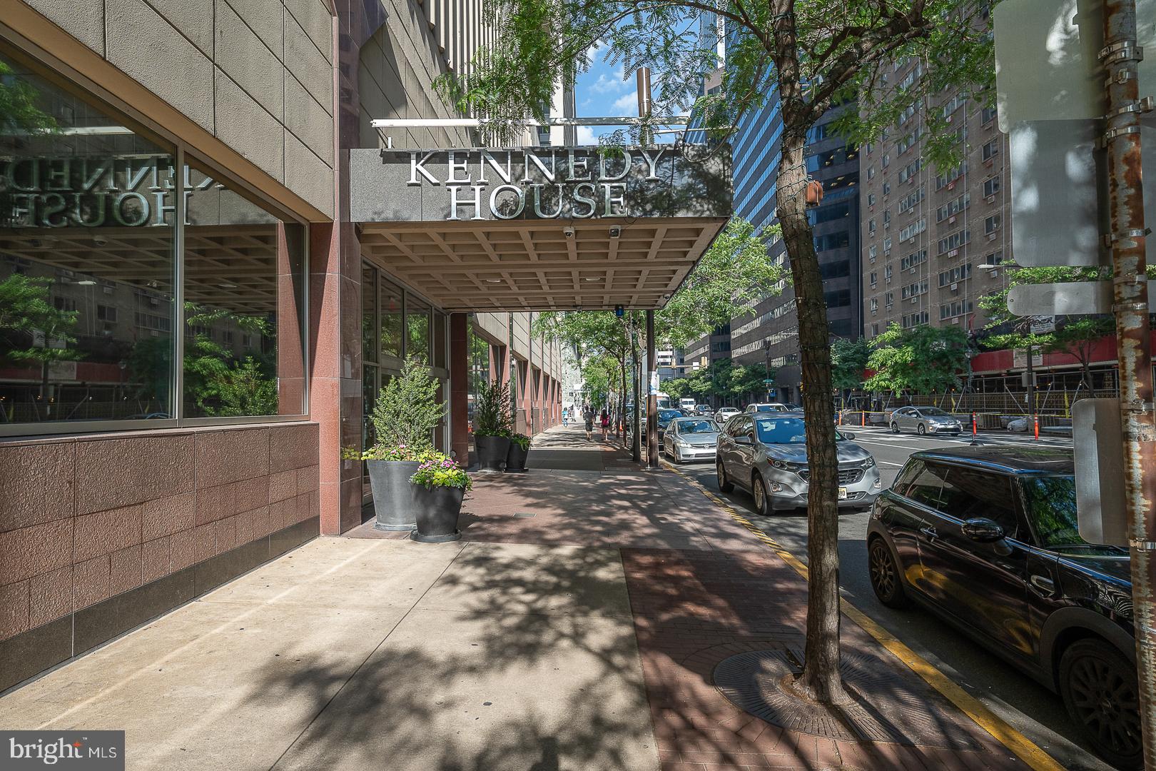 1901 JOHN F KENNEDY BOULEVARD 2305
