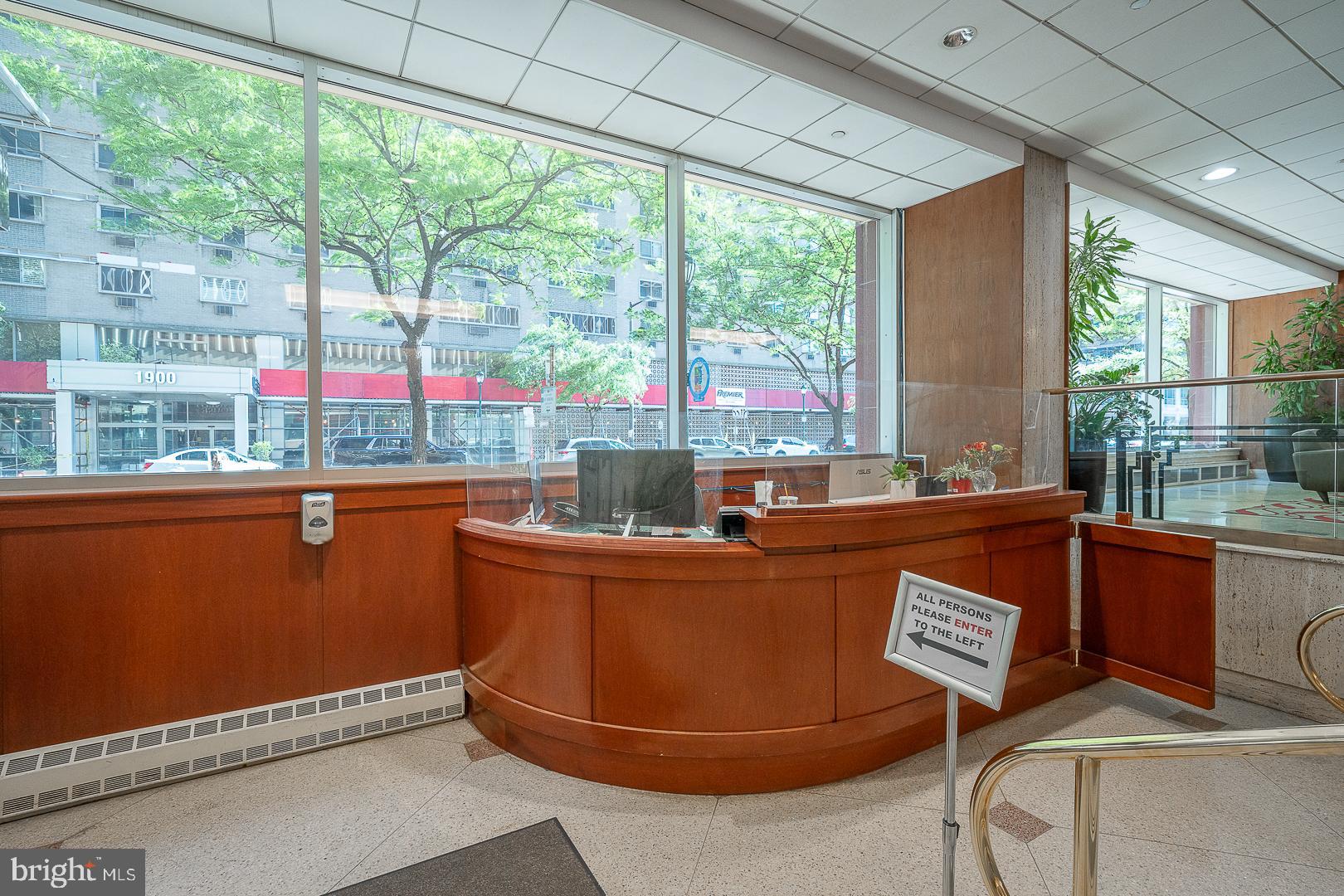 1901 JOHN F KENNEDY BOULEVARD 2305