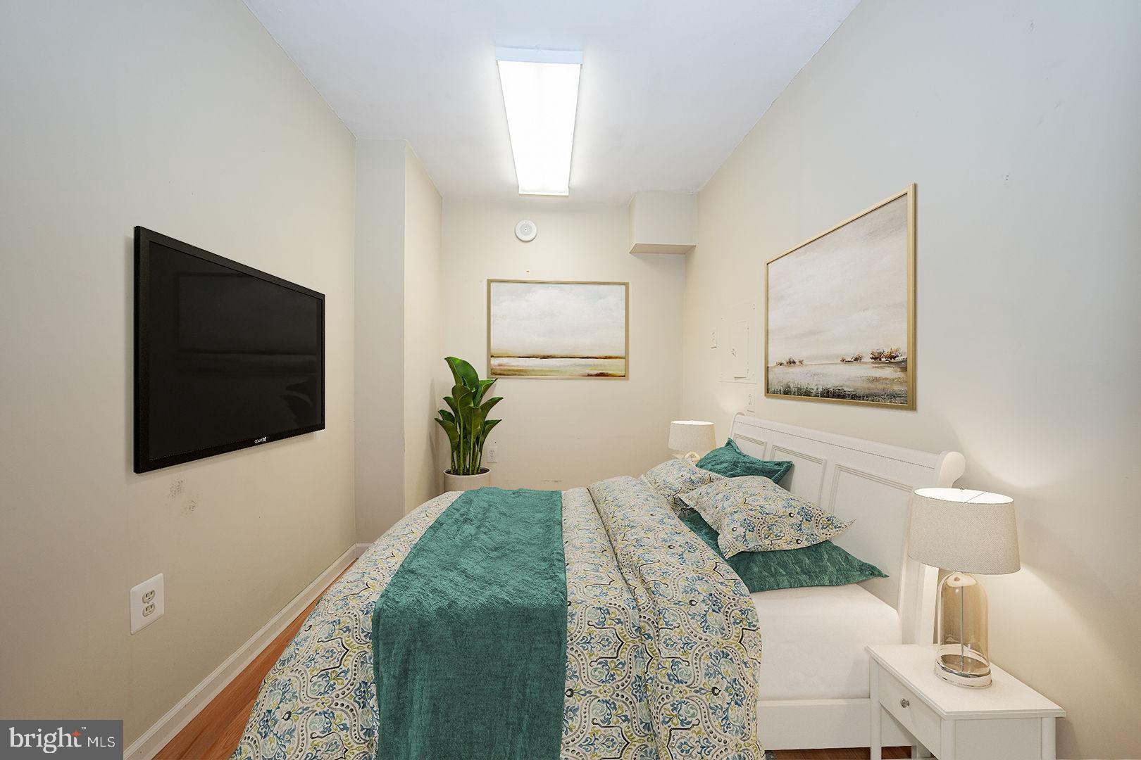 1901 JOHN F KENNEDY BOULEVARD 2305