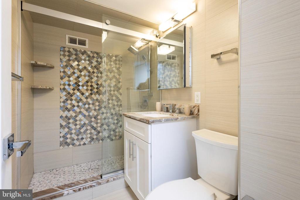 2401 PENNSYLVANIA AVENUE Unit: 2A10