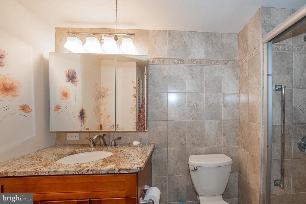 1919 CHESTNUT STREET Unit: 2203