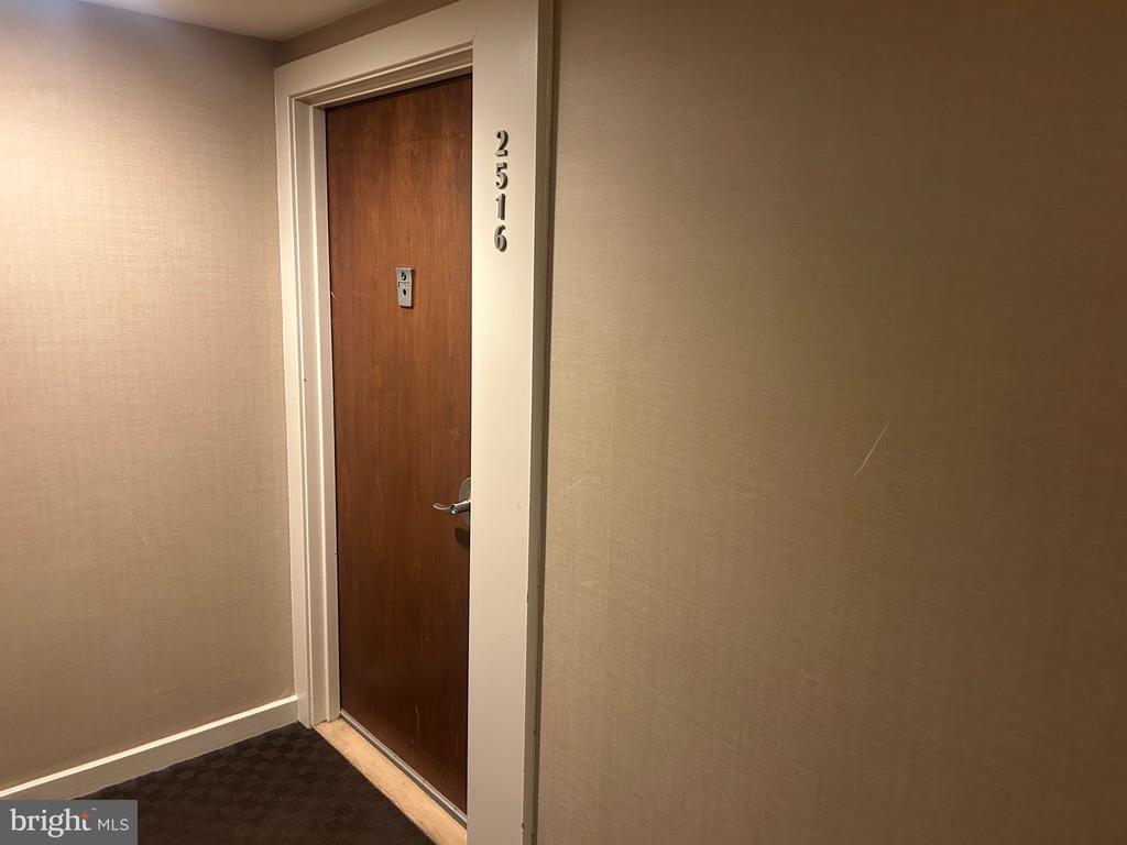 226 W RITTENHOUSE SQUARE Unit: 2516