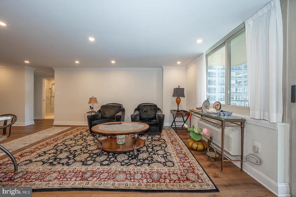 1919 CHESTNUT STREET Unit: 2621