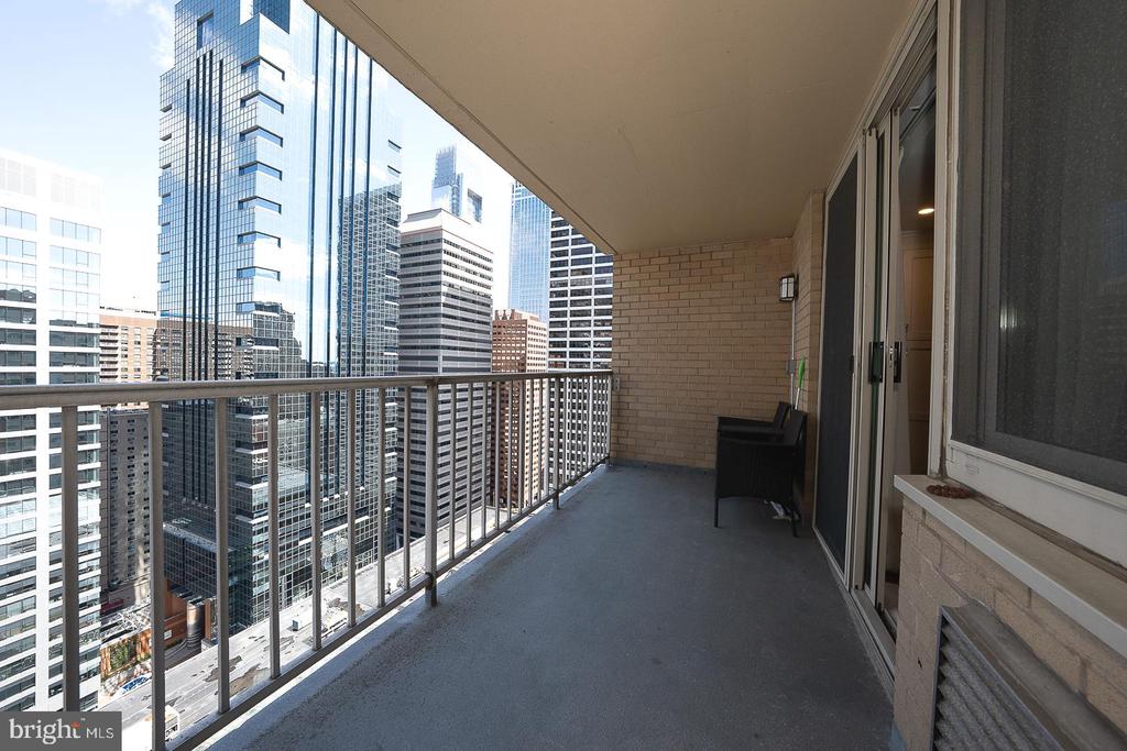 1919 CHESTNUT STREET Unit: 2621