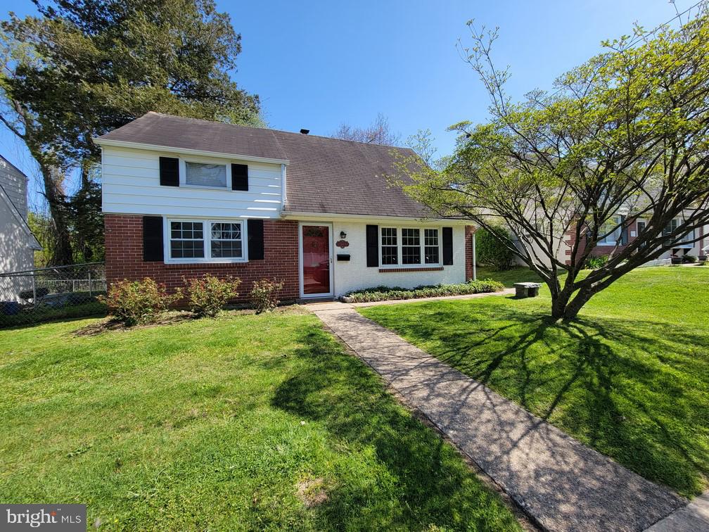 387 LIVEZEY STREET