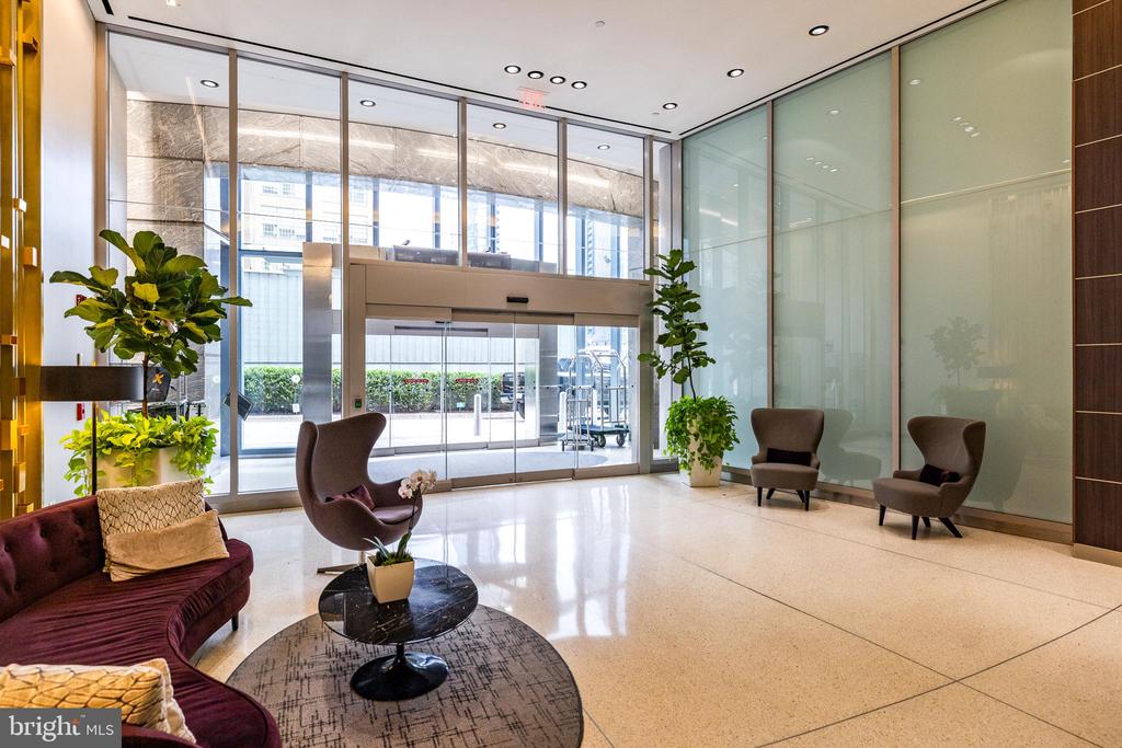 2101 MARKET STREET Unit: 1104